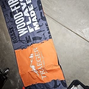 Traegar 6 foot Table Cover